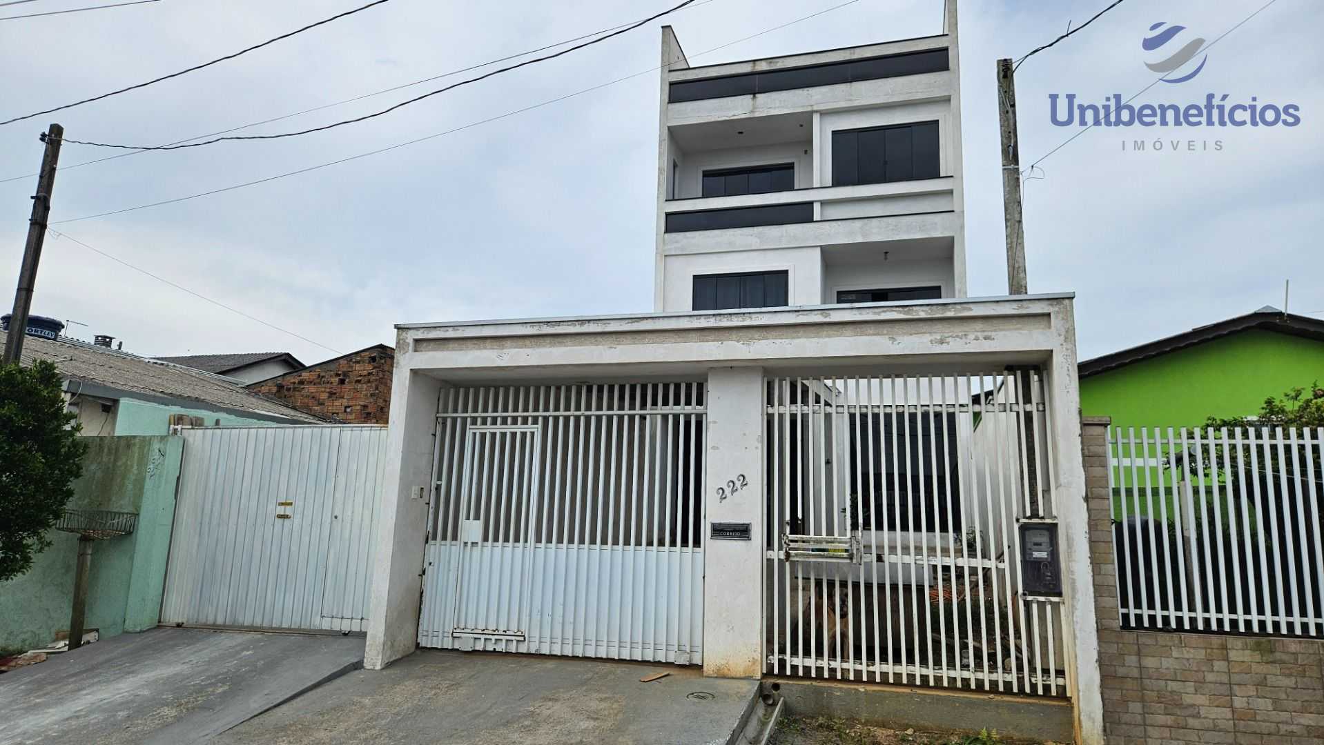 Sobrado Triplex 350m com Terraço, Salão de Festas e Ótima Localização