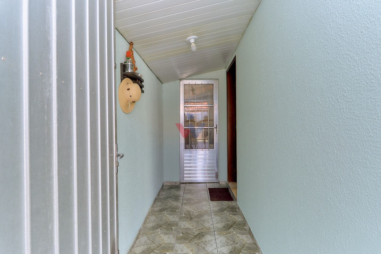 Excelente Casa com Edícula à Venda no Bairro Cidade Industrial...