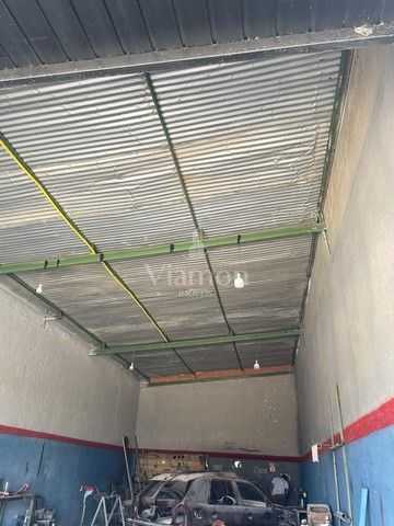 Oportunidade  Barracão 90m  à Venda no Bairro Nações  Fazenda ...