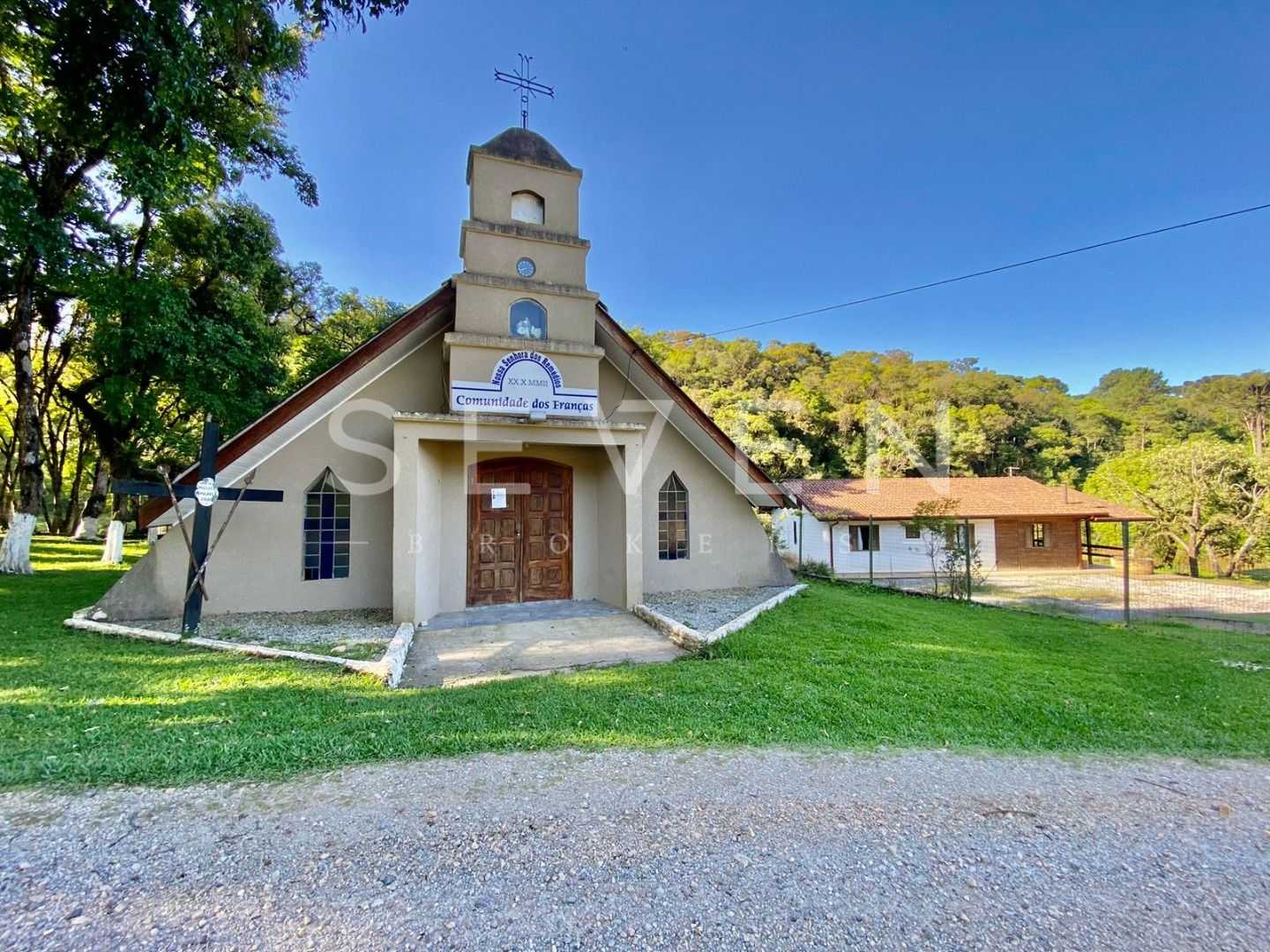 Chácara de 44.000 m  Próxima a Curitiba  Casa Sede, Área Gour...