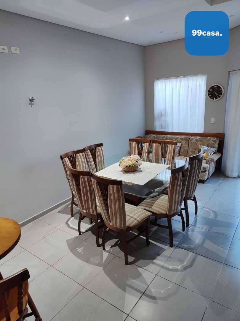 Triplex Moderno de 240m  com 4 Quartos, Ático e Churrasqueira ...