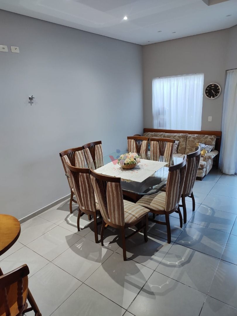 Triplex Moderno de 240m  com 4 Quartos, Ático e Churrasqueira ...