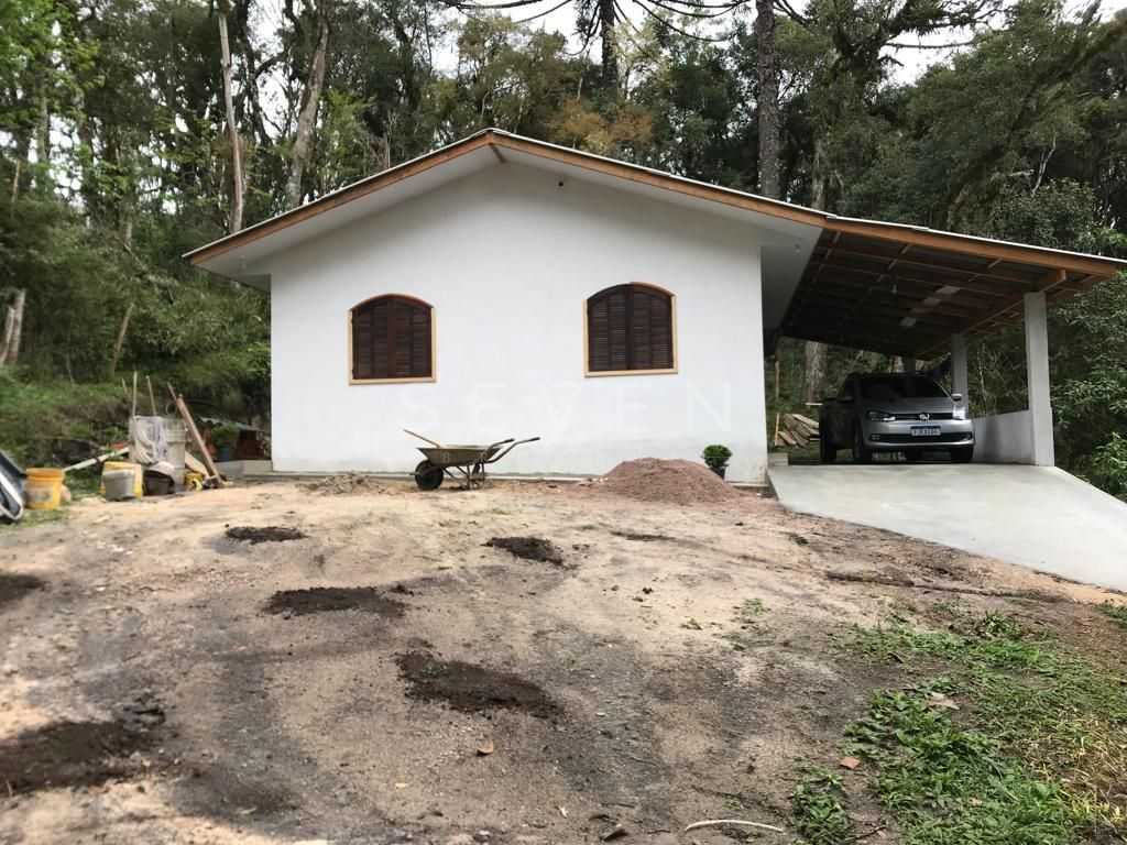 Ótima Casa em Agudos do Sul com Terreno de 2.000 m  e Nascente...