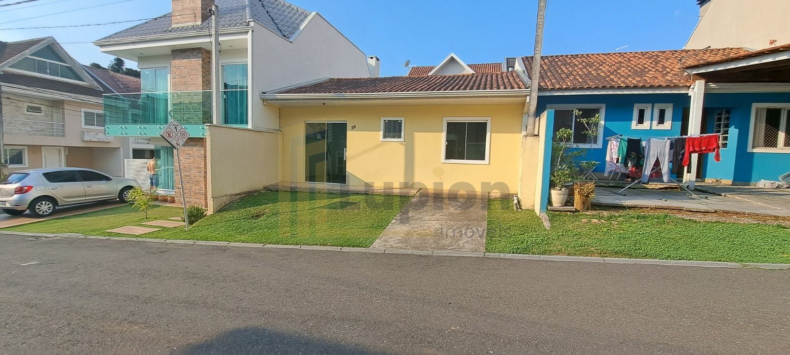 Casa Térrea em Condomínio Fechado no Cachoeira  Garibaldi das ...