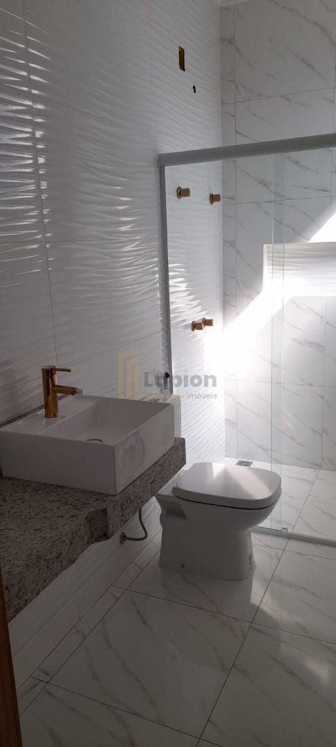 Casa de 3 Dormitórios à Venda no Barro Giardino San Marco  Con...