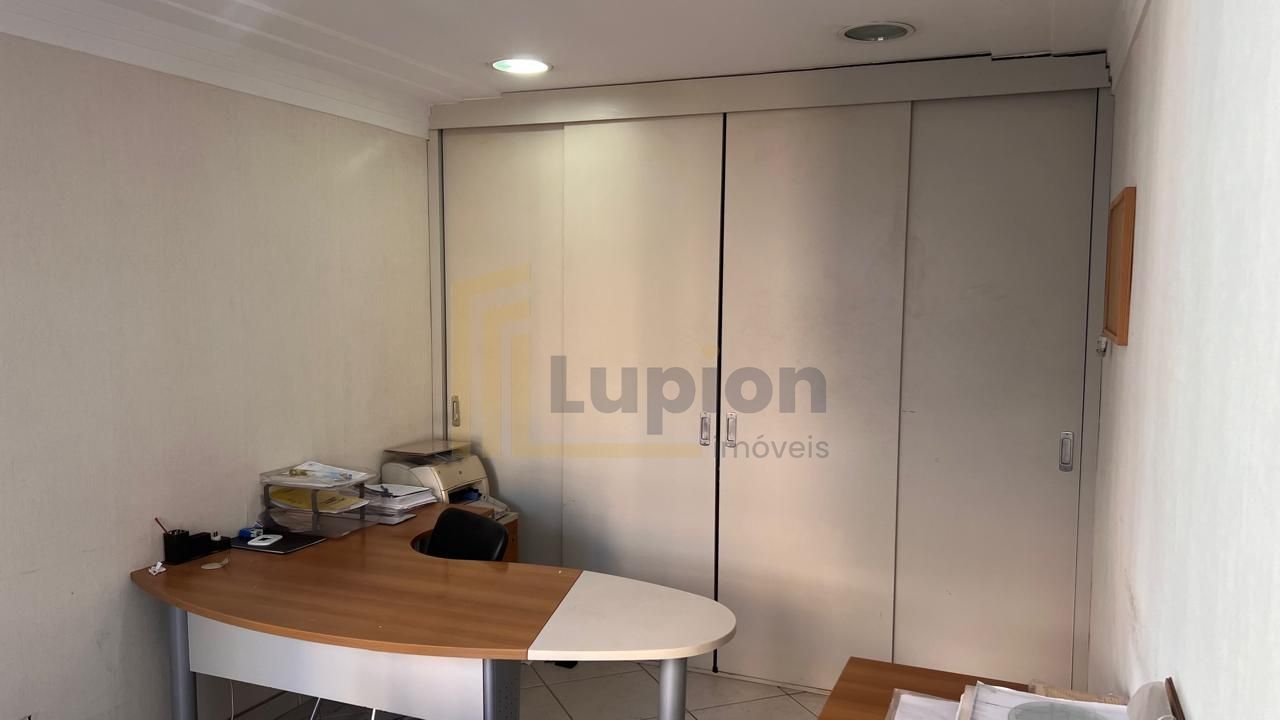 Sala Comercial de 46m  na Boca Maldita  Centro de Curitiba