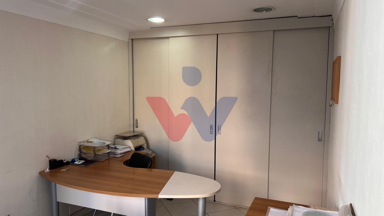 Sala Comercial de 46m  na Boca Maldita  Centro de Curitiba