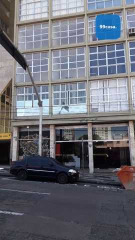 Oportunidade Única  Salas Comerciais no 11° Andar no Centro de...