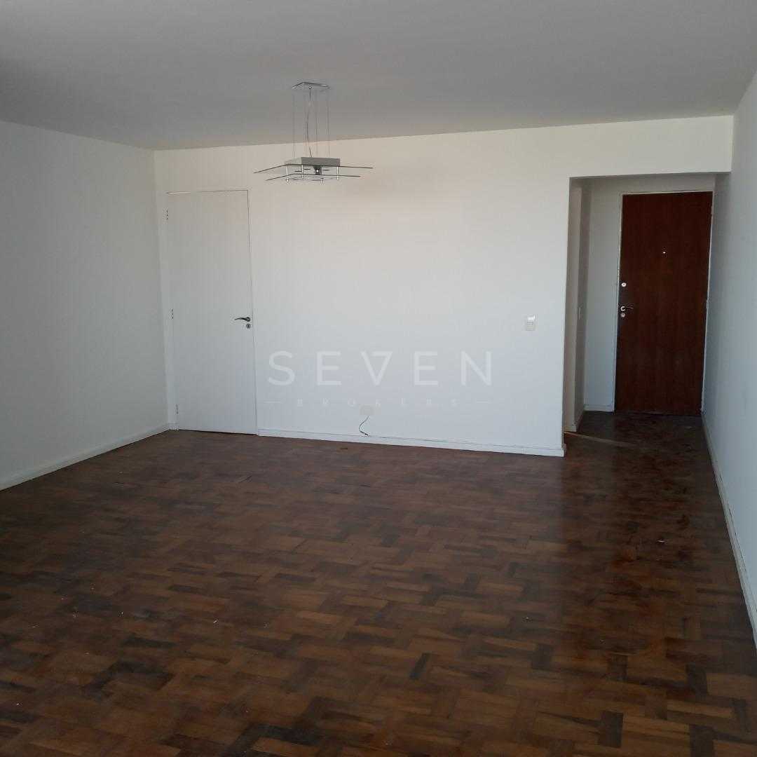 Apartamento Espaçoso no Centro de Curitiba  Andar Alto, 3 Dorm...