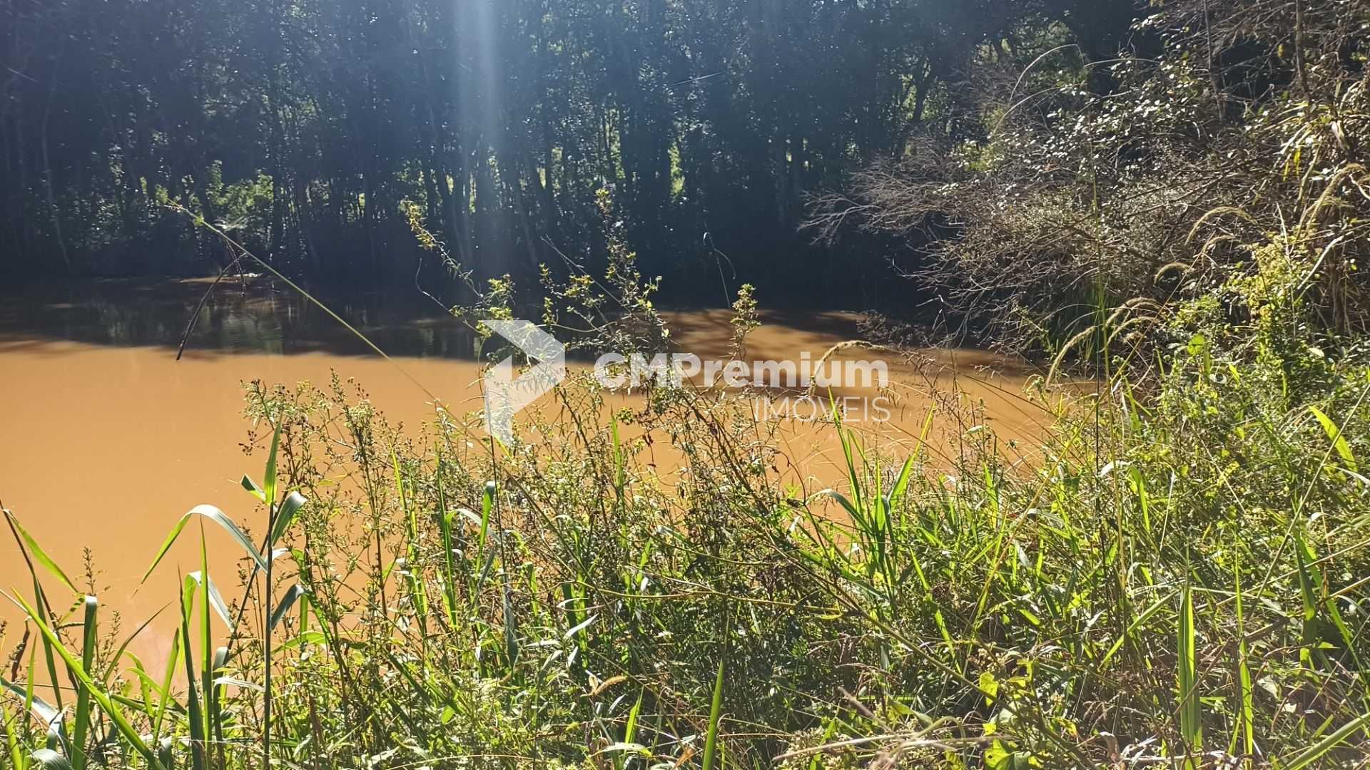 Chácara dos Sonhos em Araucária  24.300m  de Natureza e Tranqu...