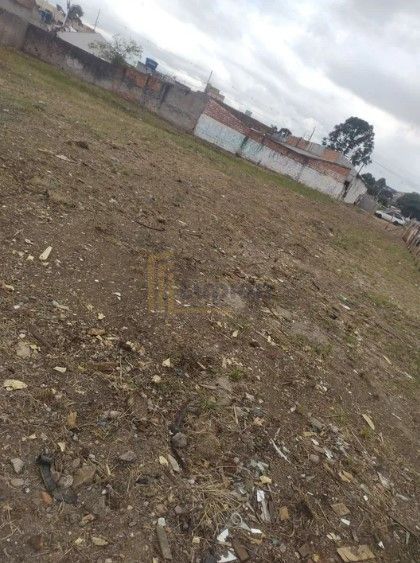 Terreno Plano de 700m  em Colombo  Excelente Localização para ...