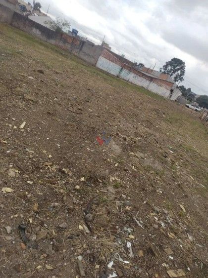 Terreno Plano de 700m  em Colombo  Excelente Localização para ...