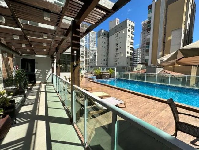 Apartamento Mobiliado em Meia Praia  3 Suítes, Sacada Gourmet ...