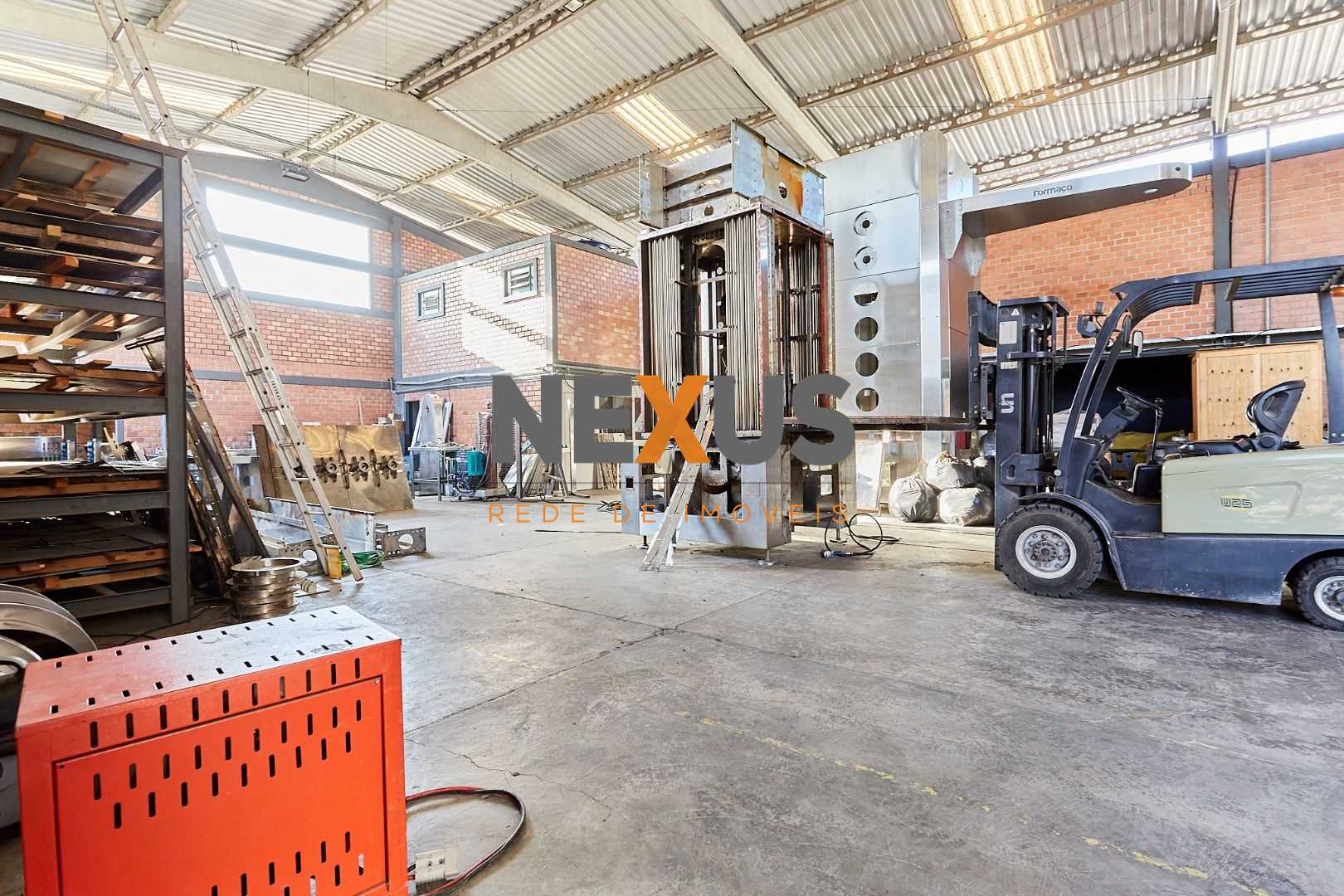 Barracão 500m  em Terreno de Esquina | Localização Estratégica...