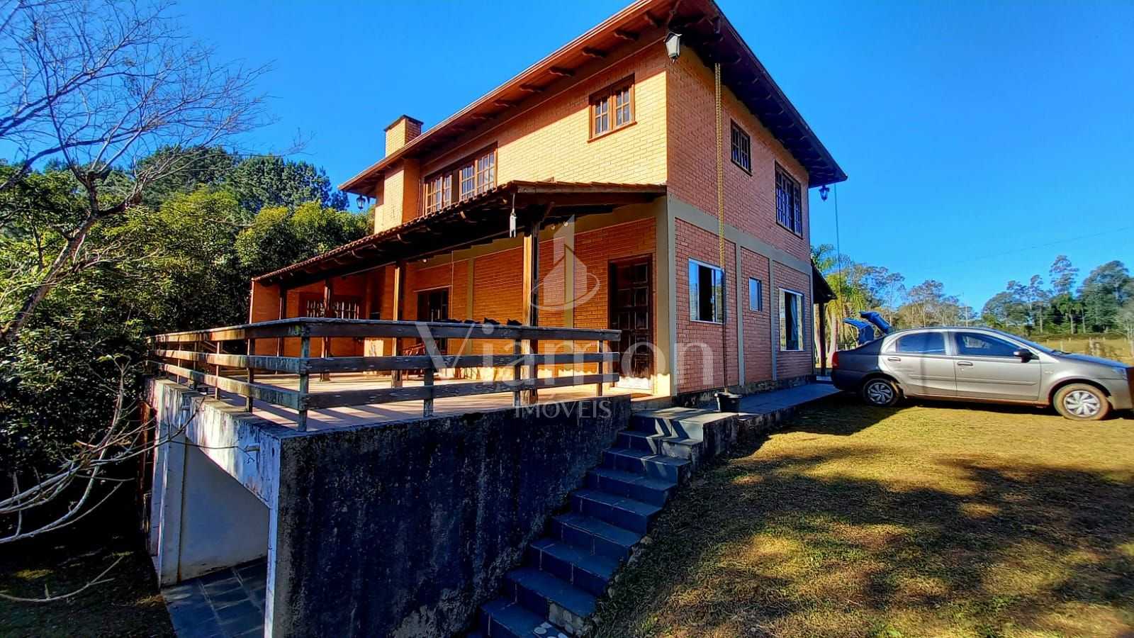 Chácara dos Ambrósios  60.000 m  de Natureza e Conforto em Tij...