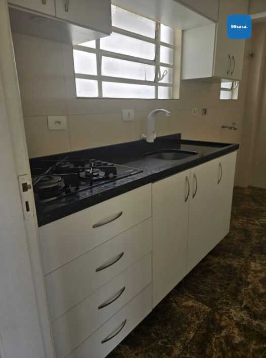 Apartamento de 59m² Semimobiliado com 3 Quartos e Garagem Cobe...