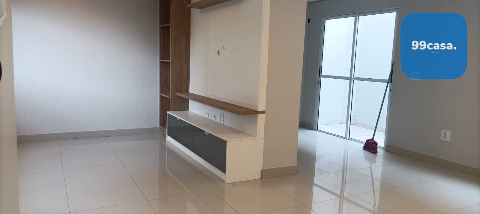 Sobrado 3 Quartos com Suíte e 5 Vagas no Bairro Abranches  Cur...