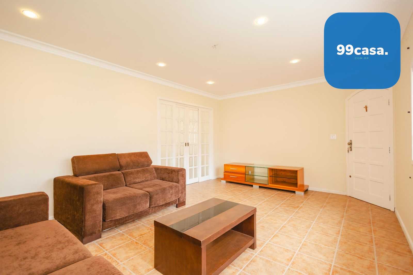 Casa térrea   2 imóveis no terreno | 3 casas e vagas para 10 c...