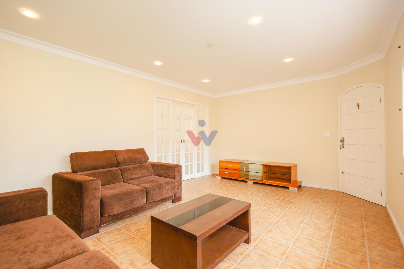 Casa térrea   2 imóveis no terreno | 3 casas e vagas para 10 c...