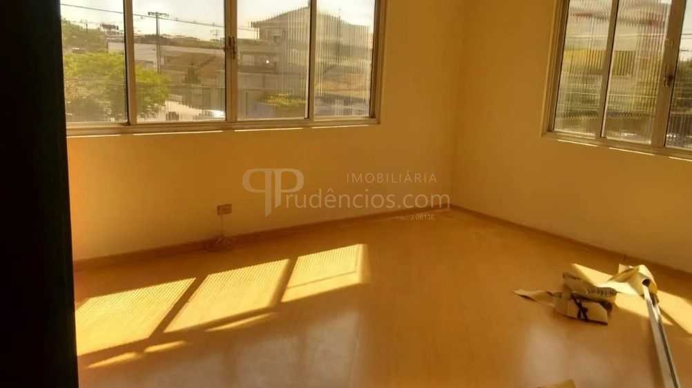 Barracão à Venda no Boqueirão  600m  de Espaço e Localização E...