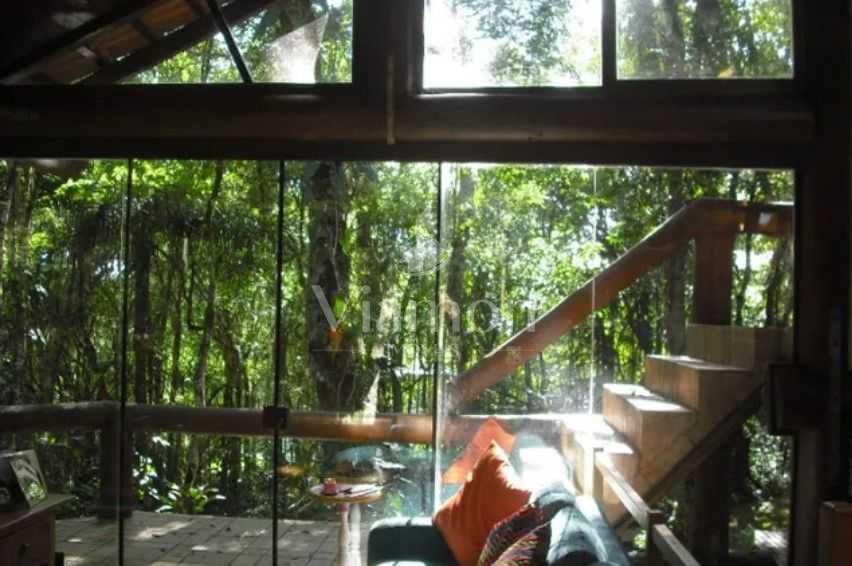 Casa de Alto Padrão em Condomínio Fechado  Quatro Barras PR