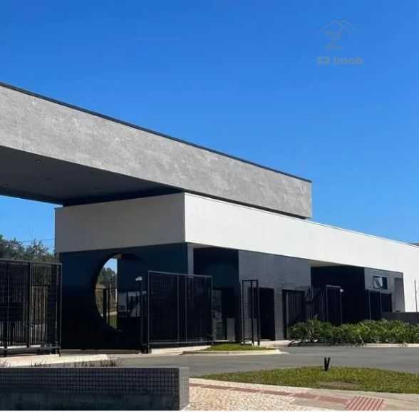 Terreno 450m  em Condomínio Fechado de Alto Padrão com Lazer C...