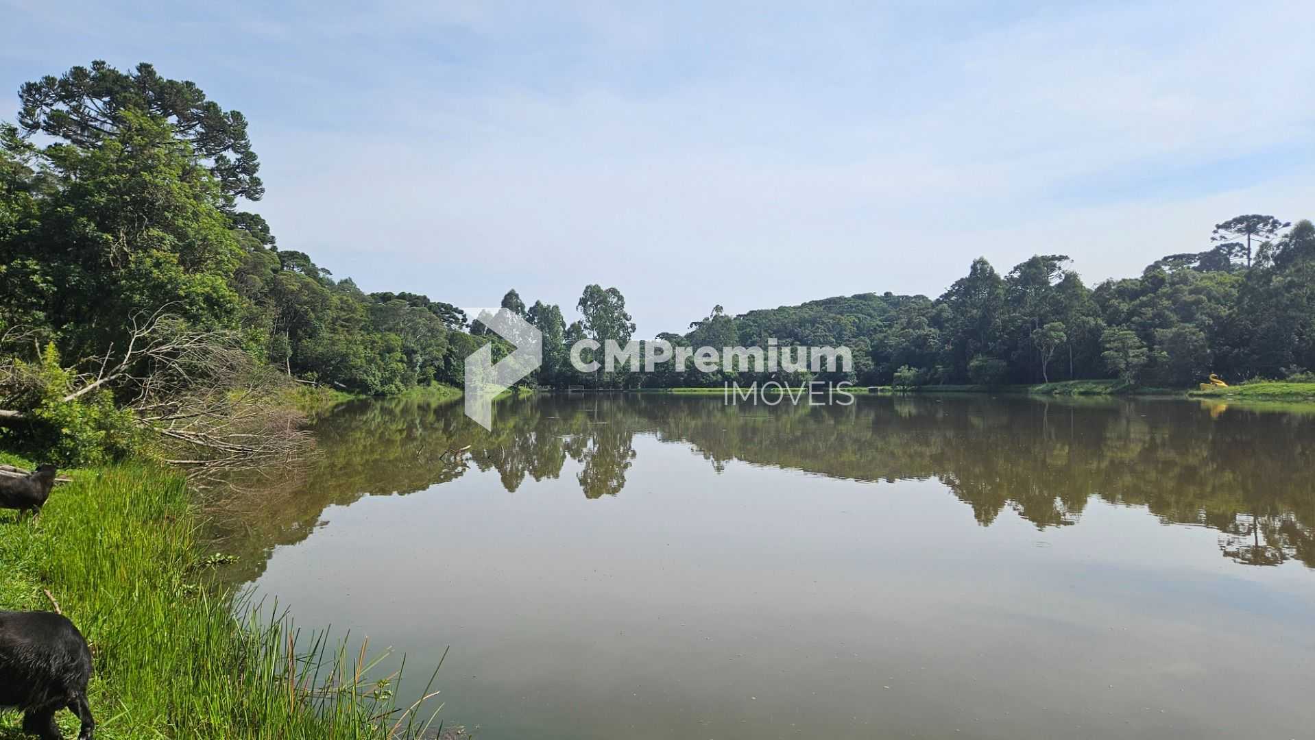 Chácara com Restaurante, Lago e Estrutura Completa em São José...