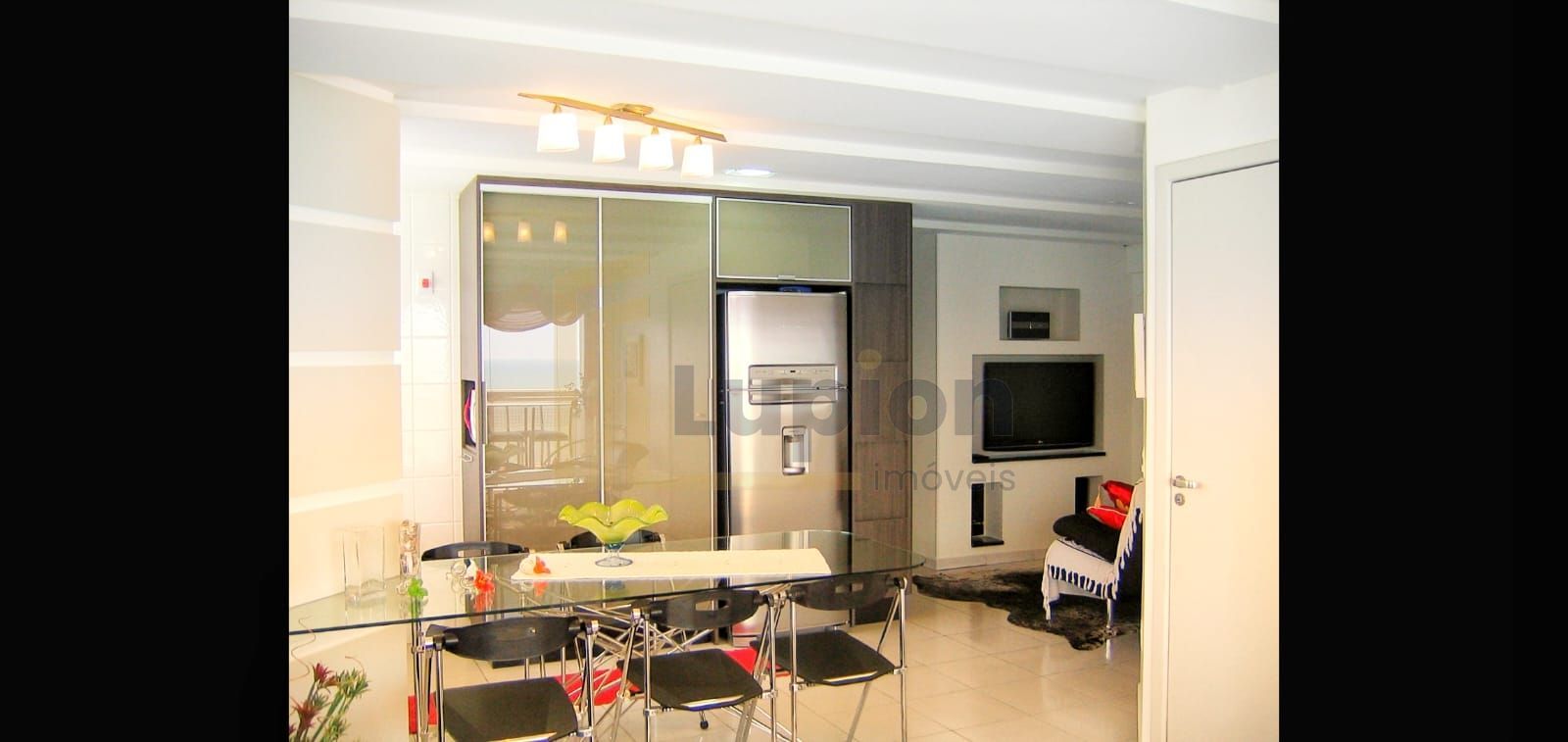 Apartamento Alto Padrão Frente Mar no Centro  2 Dorms, Varanda...