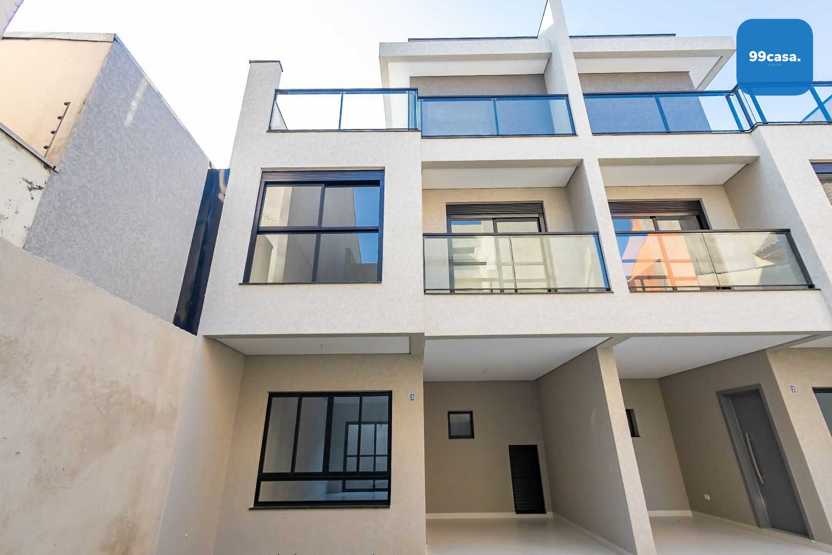 3 Unidades Residenciais Modernas com Terraço e Garagem em Loca...
