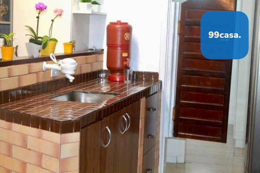 Casa Ampla e Diferenciada à Venda, Conforto e Espaço no Local ...