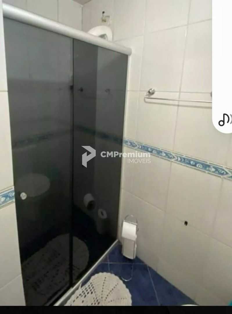 Sobrado com 3 dormitórios à venda, 111 m  por R  490.000,00 - ...