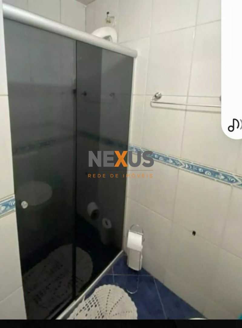 Sobrado com 3 dormitórios à venda, 111 m  por R  490.000,00 - ...