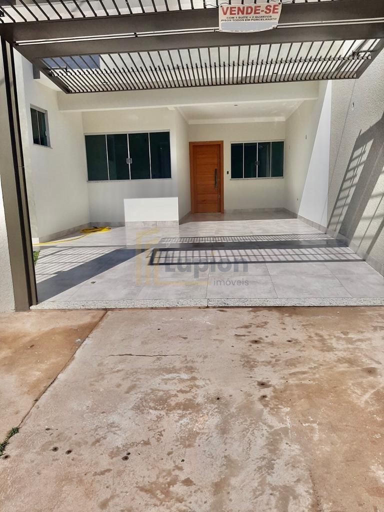 Linda Casa à Venda no Jardim Paulista, Maringá  Conforto e Loc...