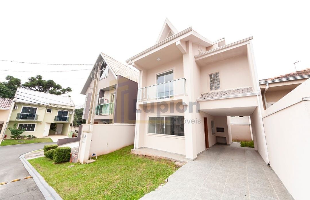 Sobrado 3 Dorms com Suíte e 3 Vagas  Bairro Cachoeira Barreiri...