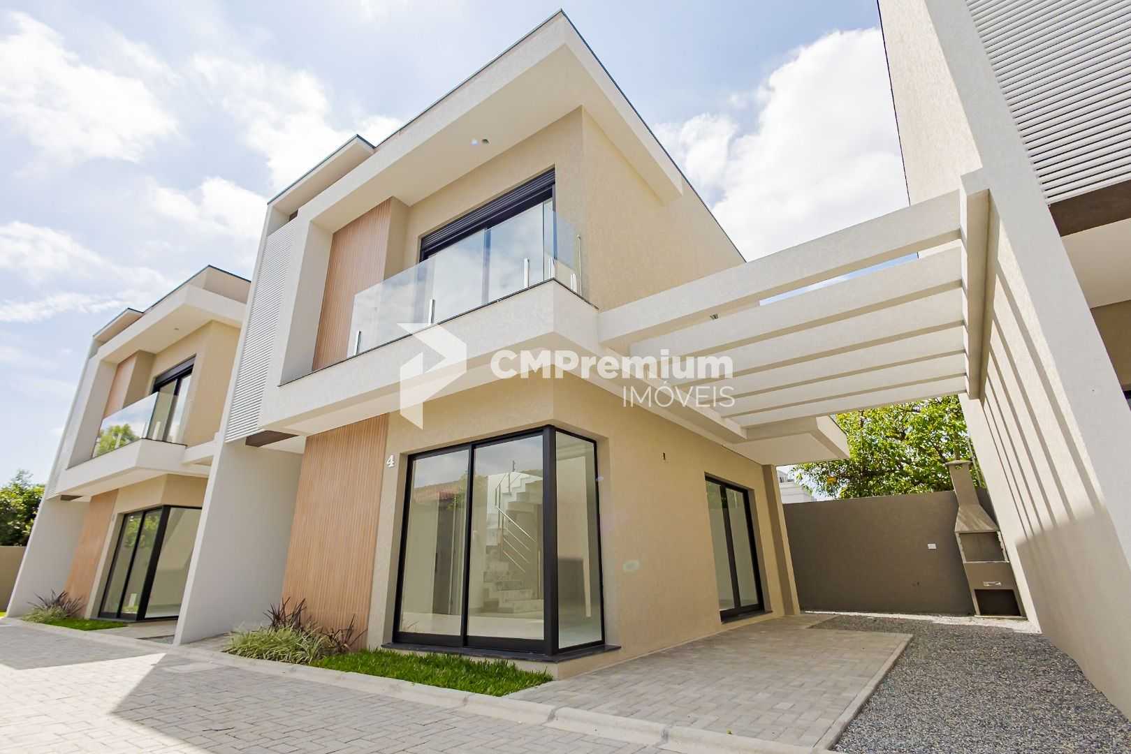 Sobrado Duplex com Suíte, Churrasqueira e Localização Privileg...