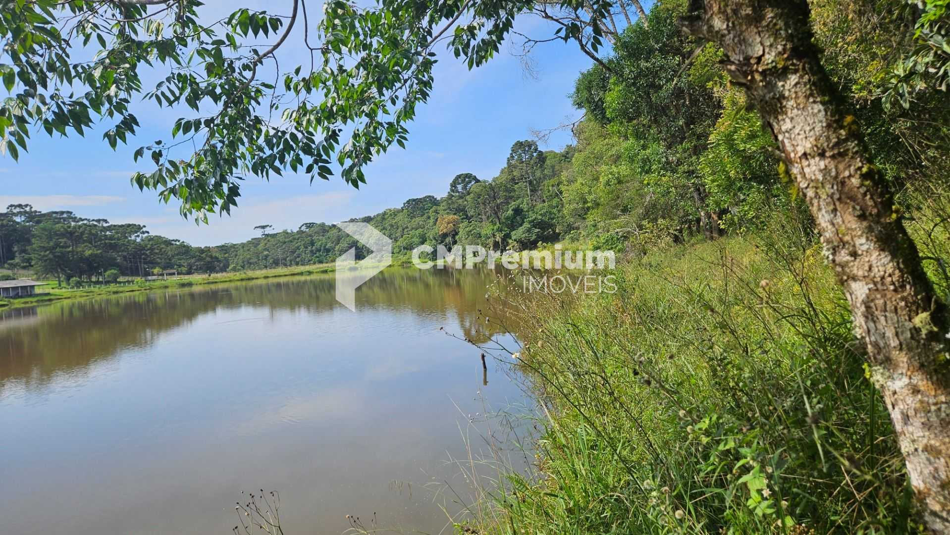 Chácara com Restaurante, Lago e Estrutura Completa em São José...