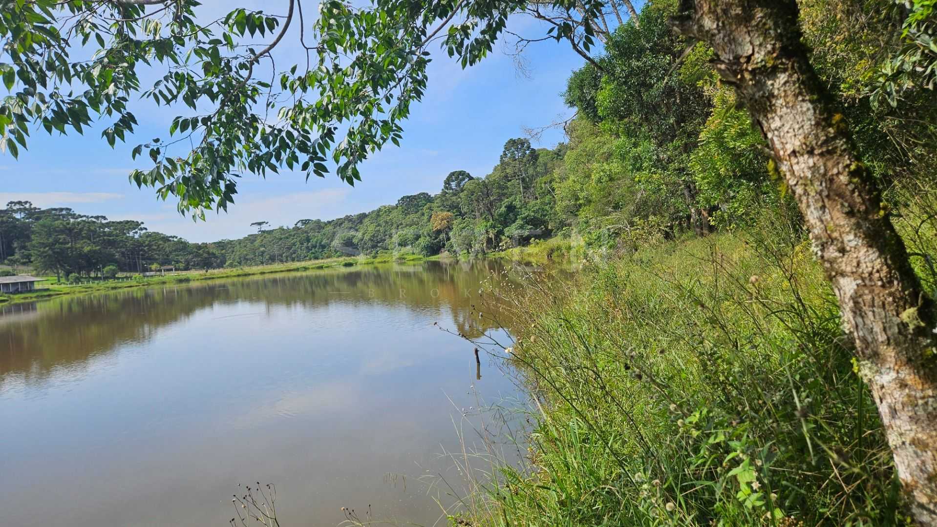 Chácara com Restaurante, Lago e Estrutura Completa em São José...