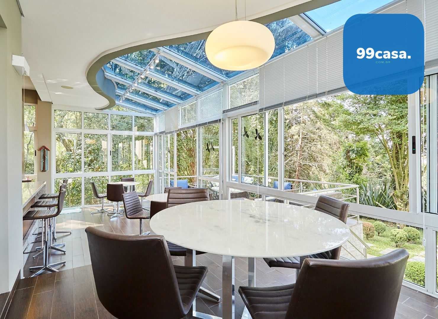 Residência de Alto Padrão no Campo Comprido  Exclusividade e N...