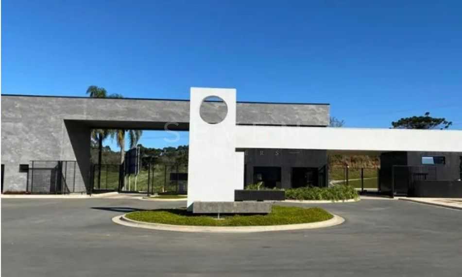 Terreno 450m  em Condomínio Fechado de Alto Padrão com Lazer C...