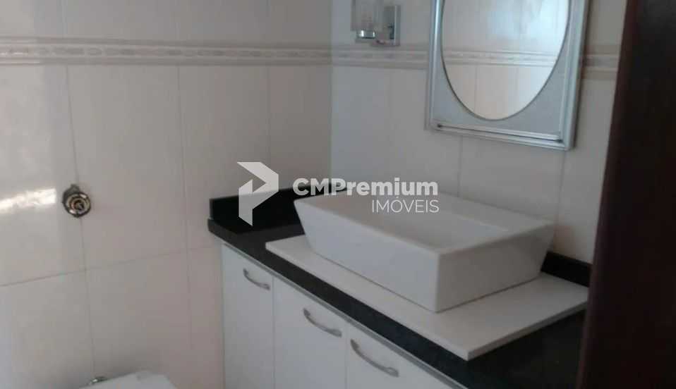 Barracão à Venda no Boqueirão  600m  de Espaço e Localização E...