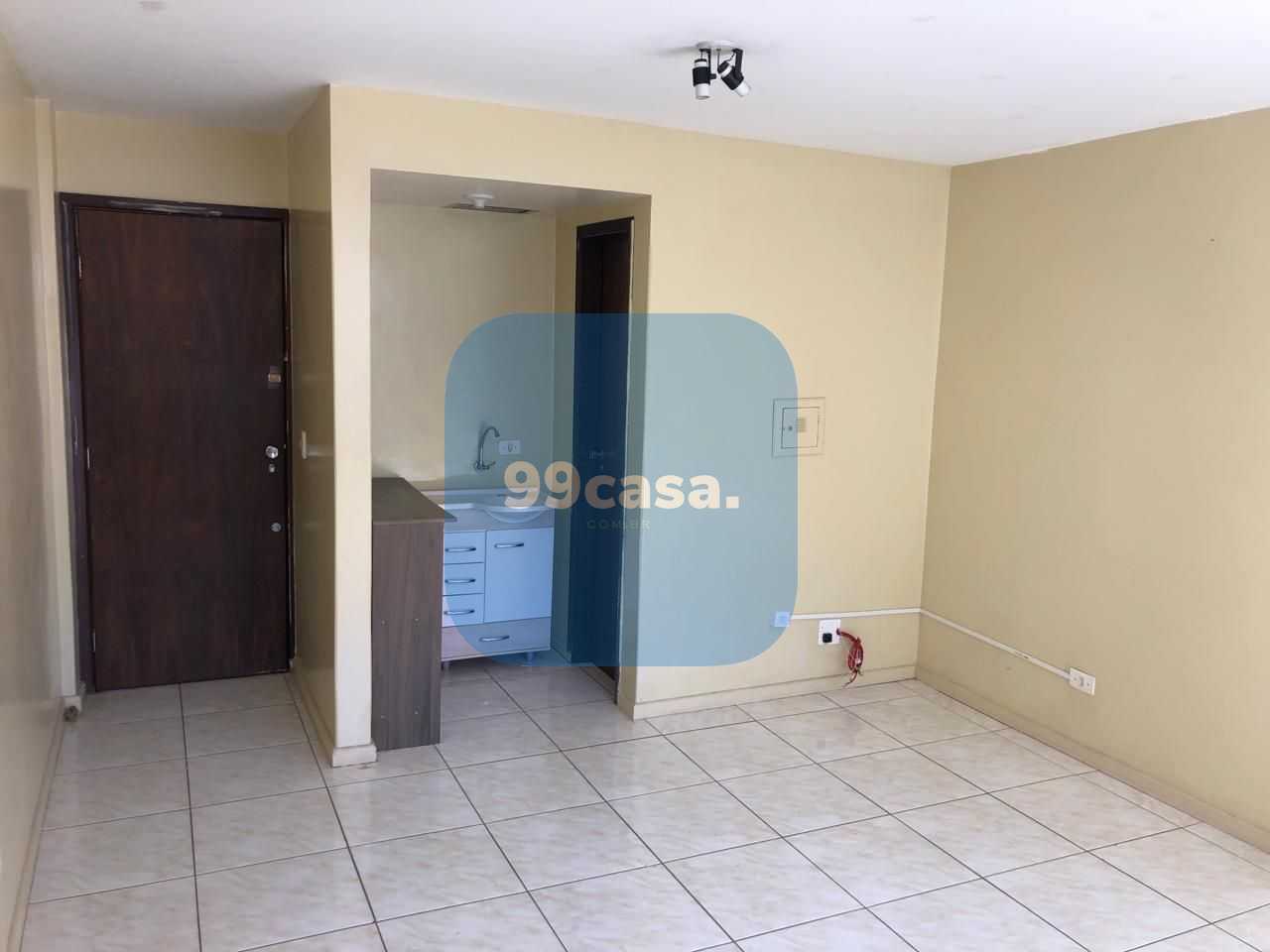 Sala Comercial à Venda no Centro de Curitiba  30 m , Próxima a...