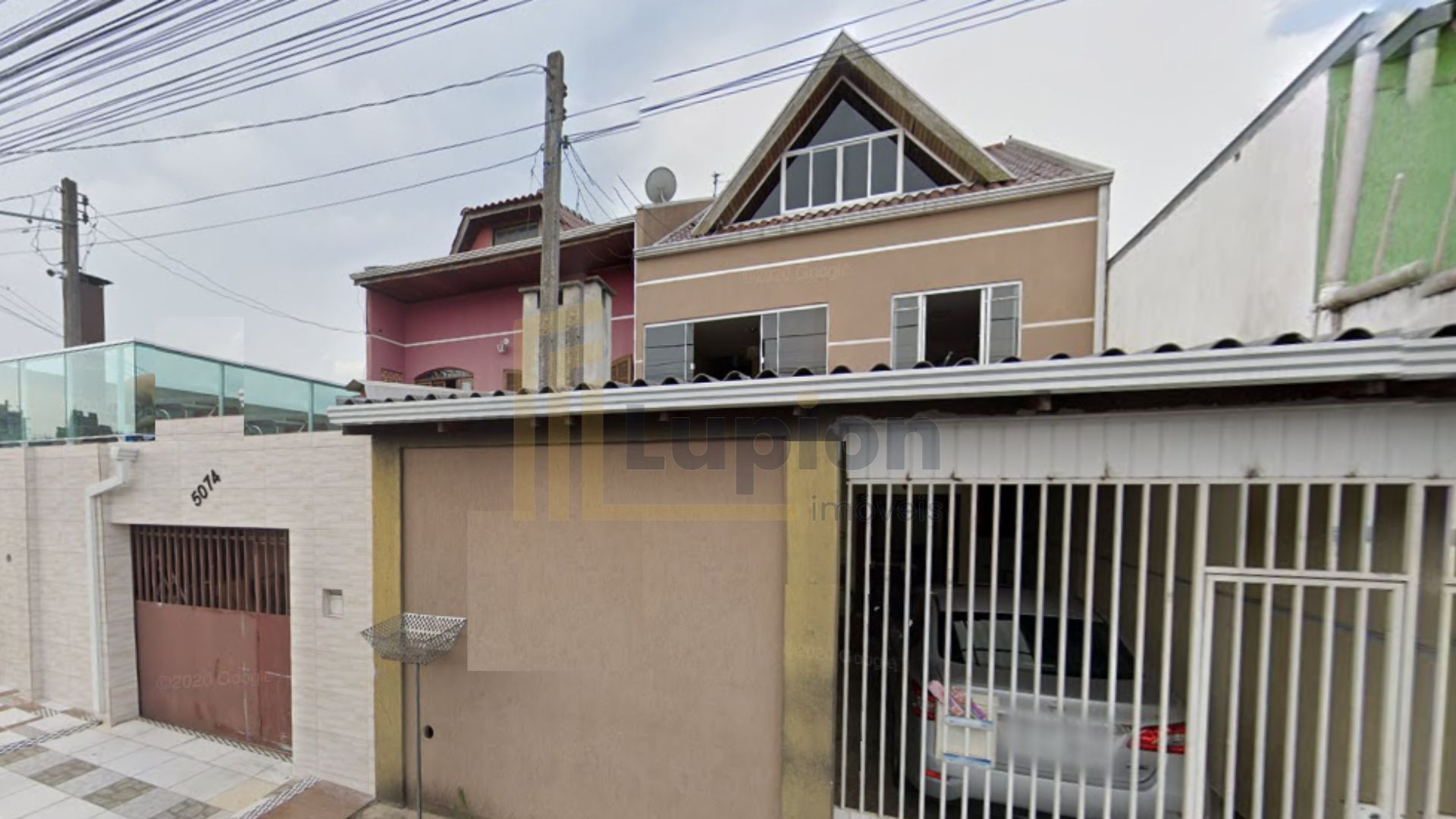 Sobrado com 3 quartos, suíte e espaço gourmet no Capão Raso   ...