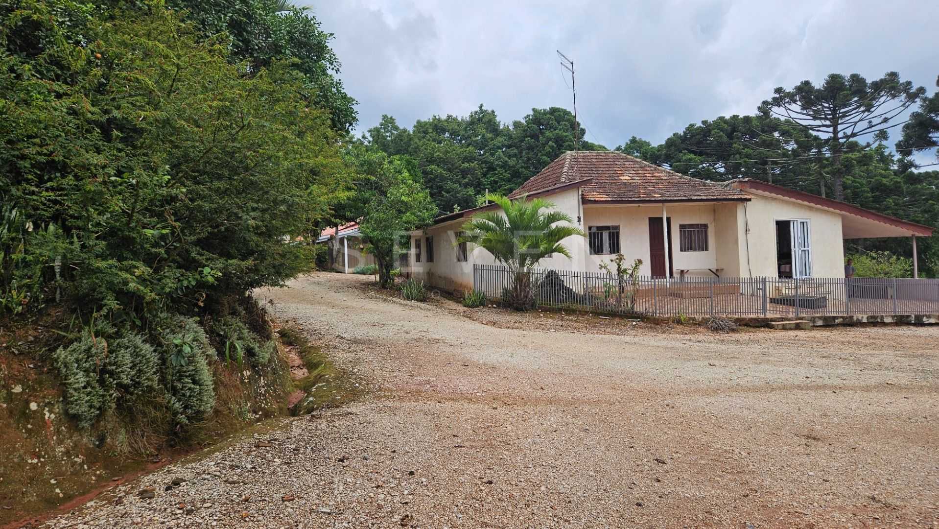 Propriedade rural com 254.100m , casas, tanques de peixe, poma...