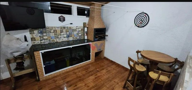 Sobrado em Piraquara  4 Quartos, Área Gourmet e 4 Vagas