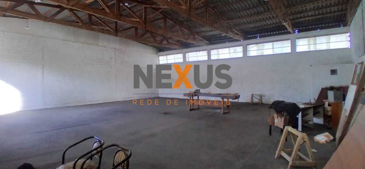 Barracão Comercial à Venda com 600 m  Próximo ao Contorno Sul ...