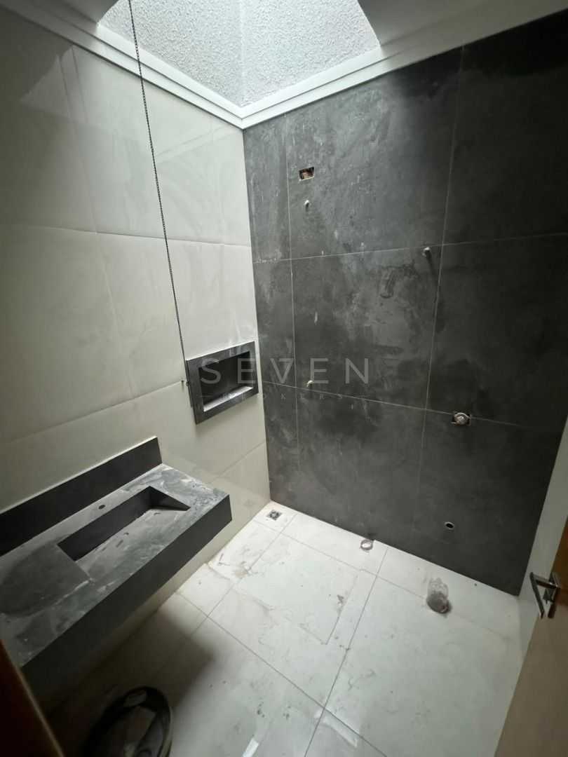 Casa com 3 Quartos à Venda no Parque Tarumã  Conforto, Localiz...