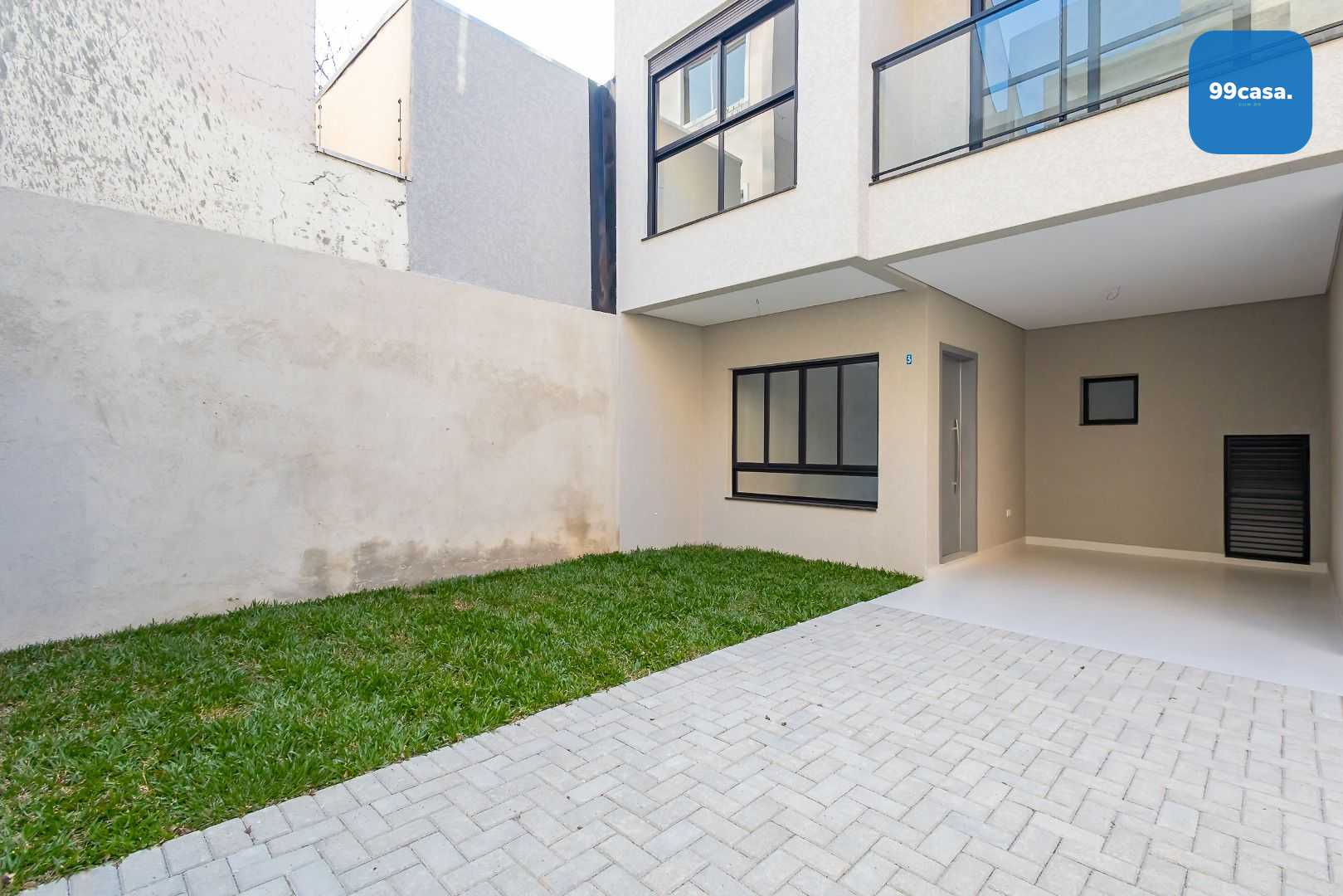 3 Unidades Residenciais Modernas com Terraço e Garagem em Loca...
