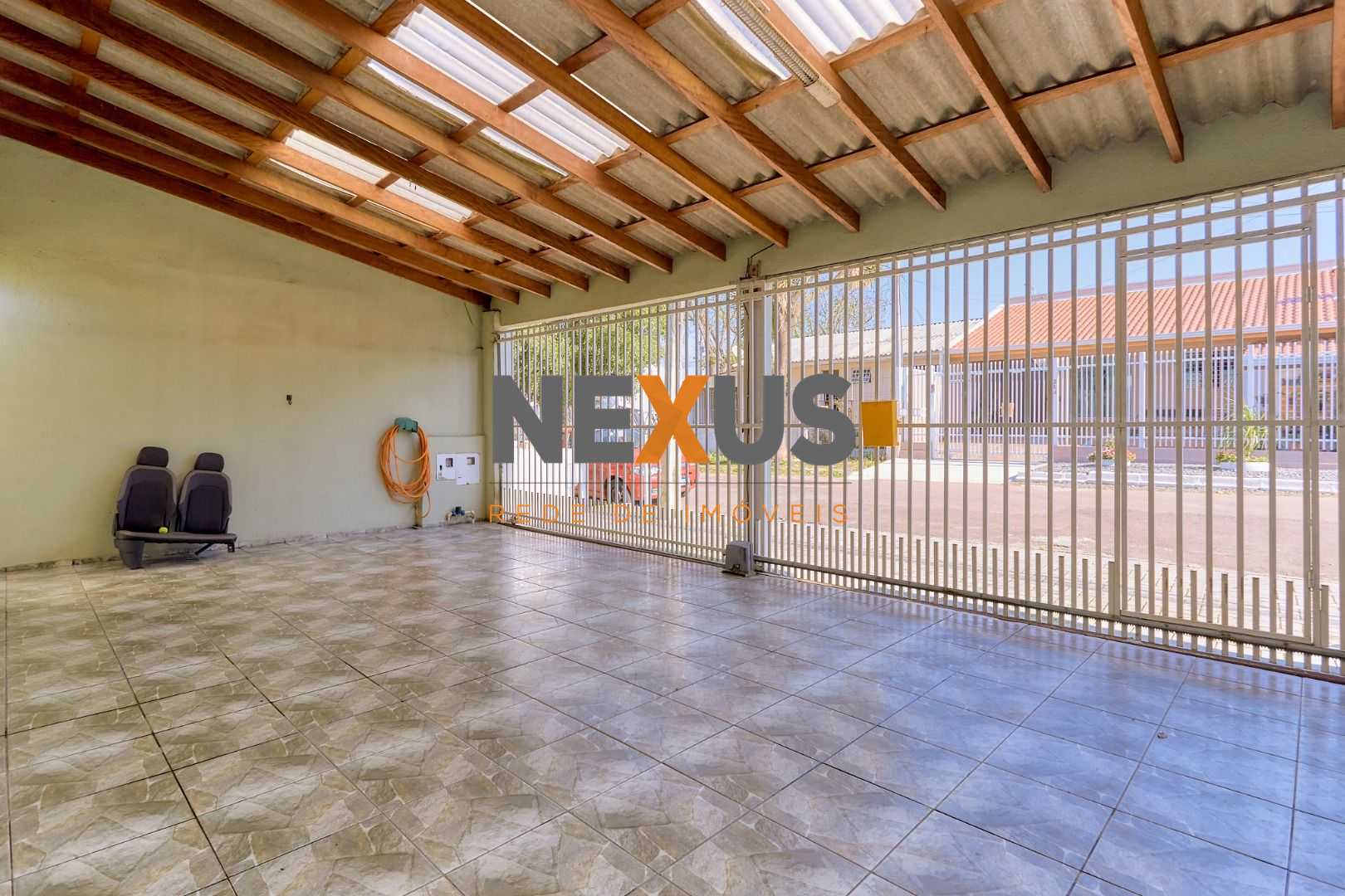 Excelente Casa com Edícula à Venda no Bairro Cidade Industrial...