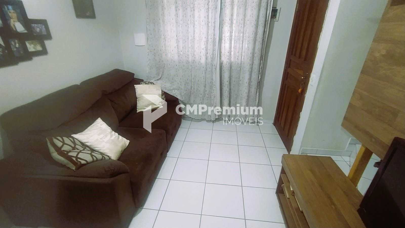 Lindo Sobrado de 2 Quartos no Sítio Cercado  Conforto, Espaço ...