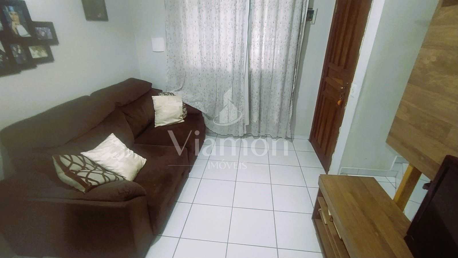 Lindo Sobrado de 2 Quartos no Sítio Cercado  Conforto, Espaço ...